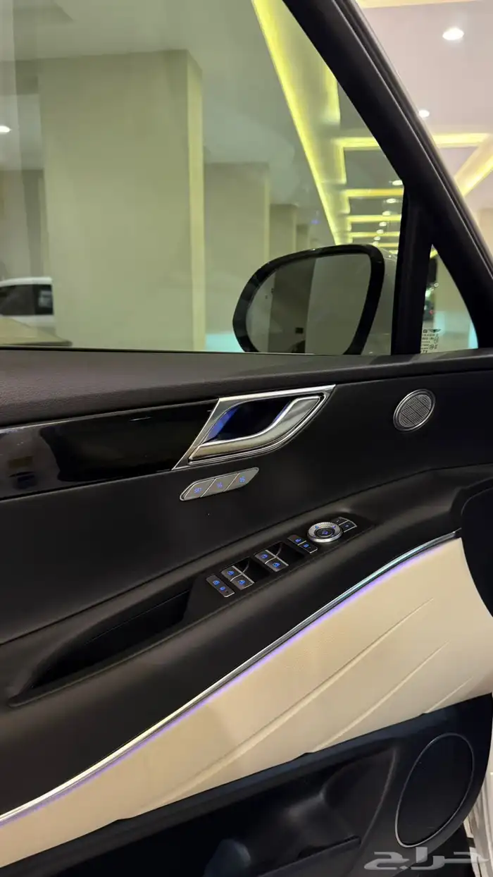 جنسس GV80 2020 ( بنزين ) فل كامل بانوراما 8