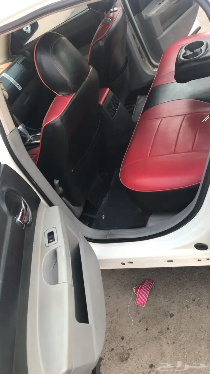 دوج موديل 2006 ابيض ست سلندر 3