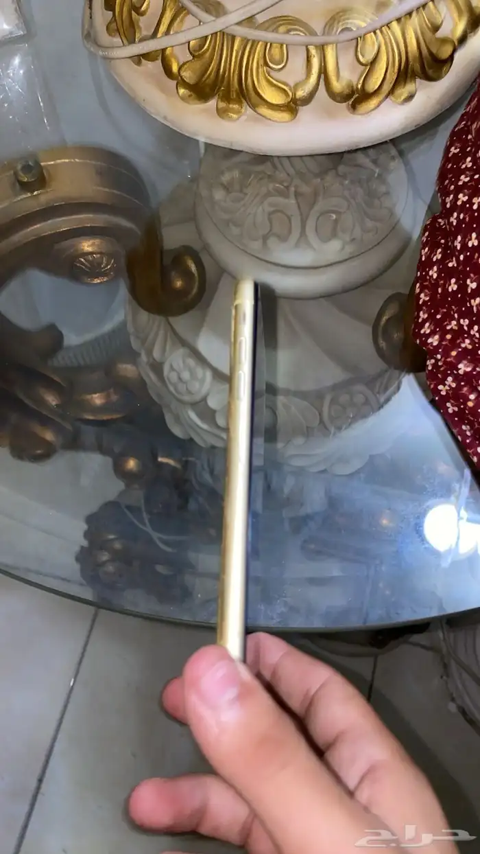 السلام عليكم عندي ايفون XR نظيف ولا يشكي من شيء 0