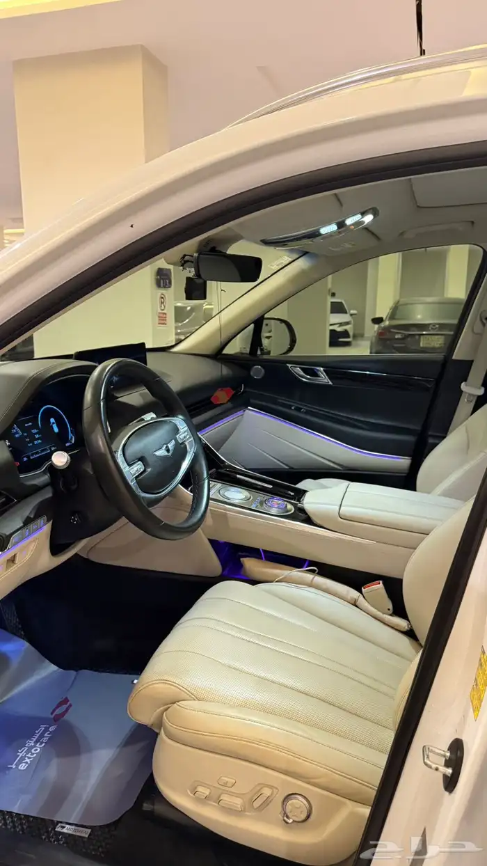 جنسس GV80 2020 ( بنزين ) فل كامل بانوراما 7