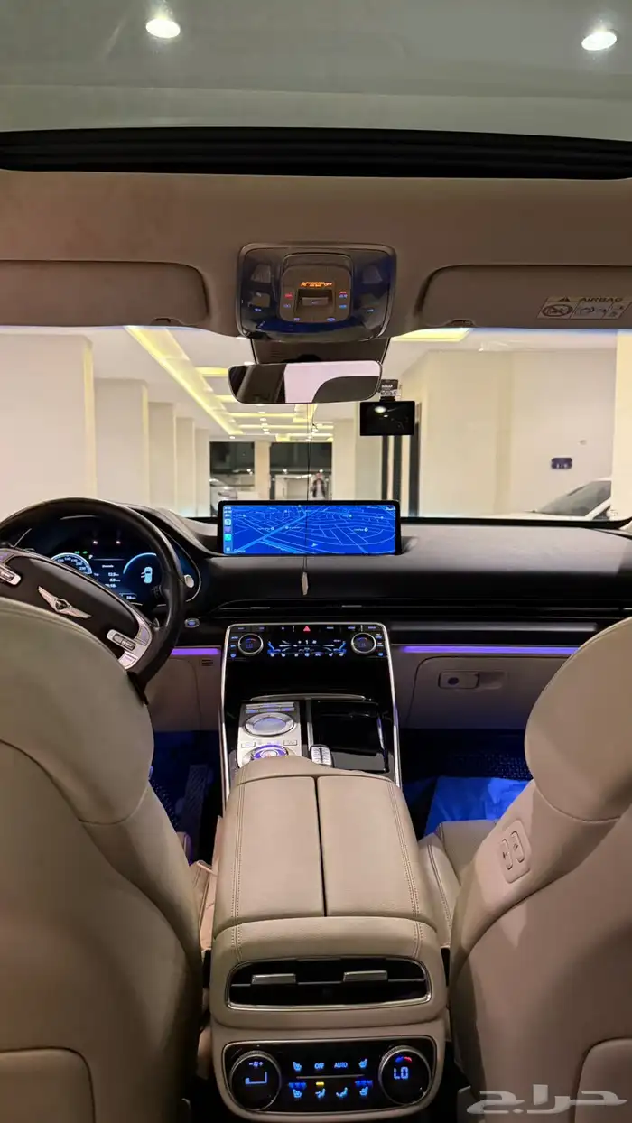 جنسس GV80 2020 ( بنزين ) فل كامل بانوراما 18