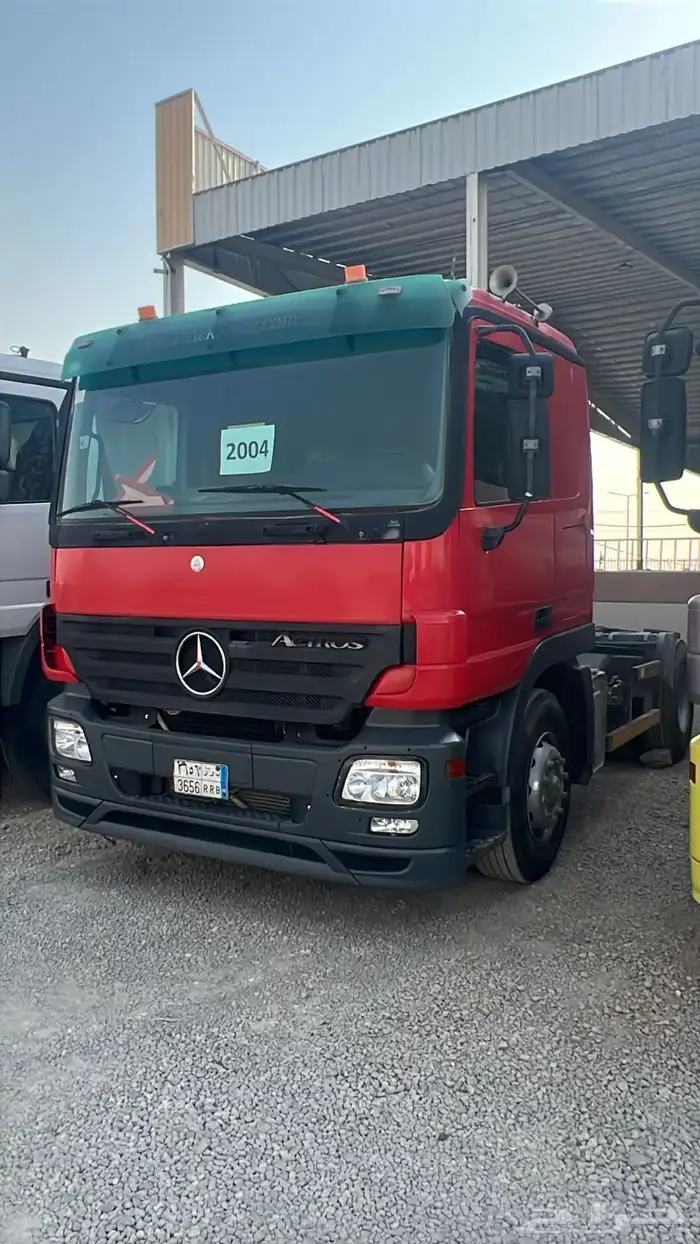 راس تريله بصندوقها للبيع اوربيه 2004 1