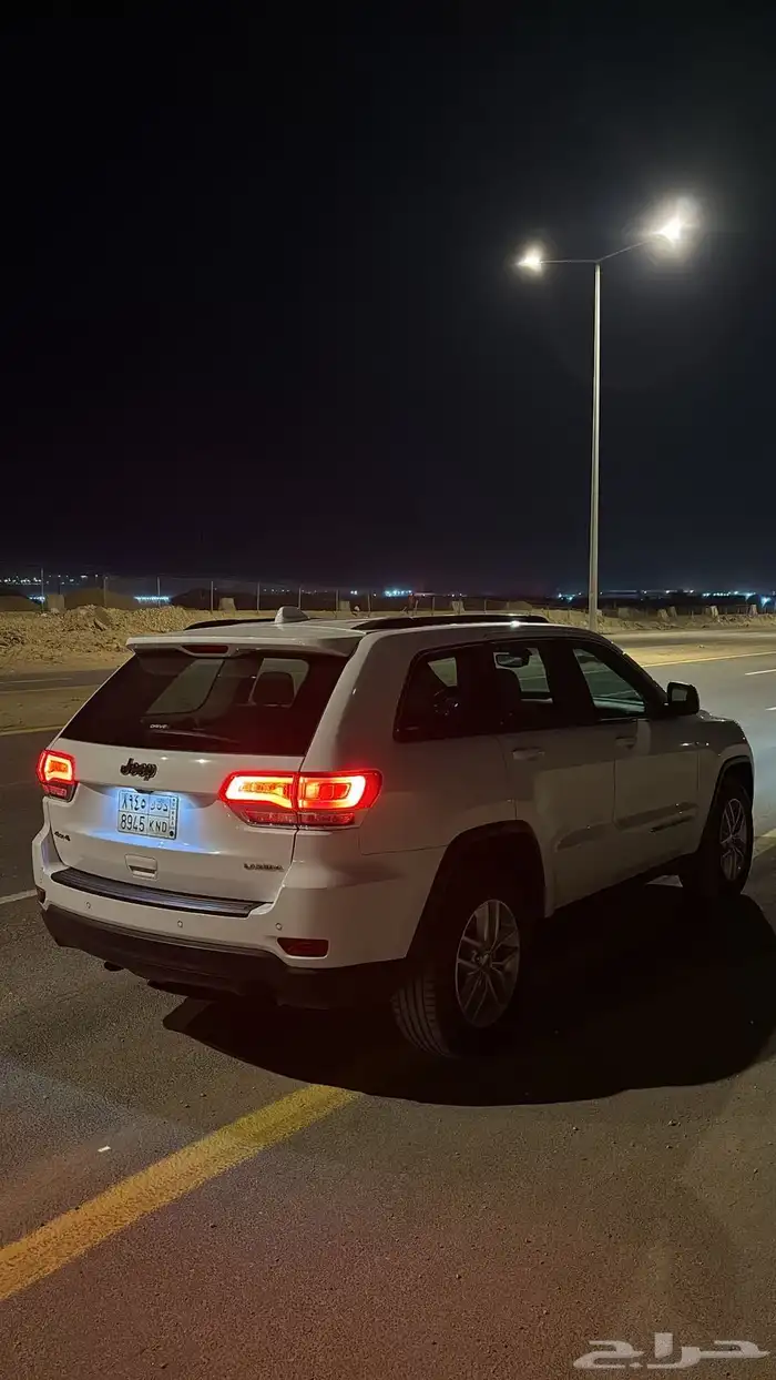 جيب جراند شيروكي لاريدو 2017 7