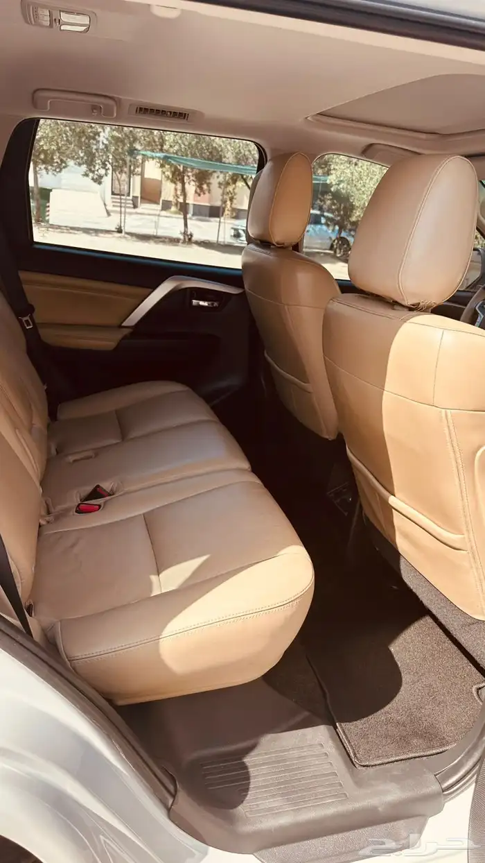 للبيع ميتسوبيشي مونتيرو سبورت 2020 ابيض فل كامل 6 سلندر 9