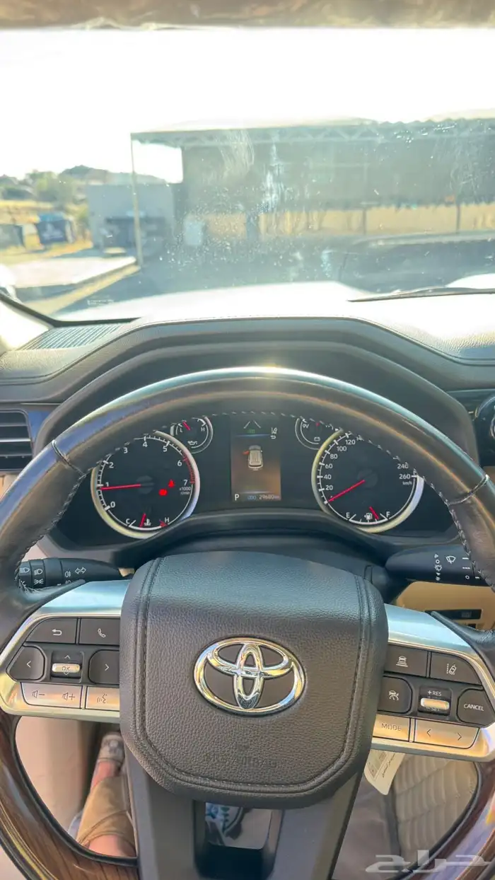 لاندكروزر 2023 L5 14