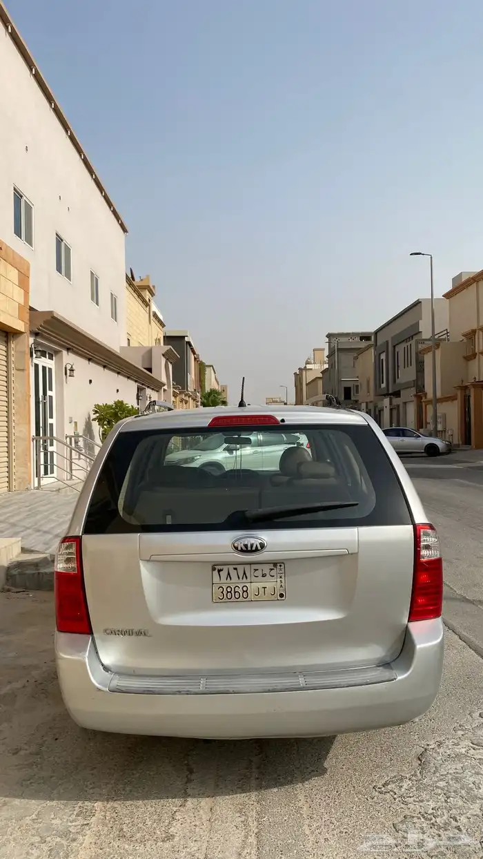 كيا كرنفال 5