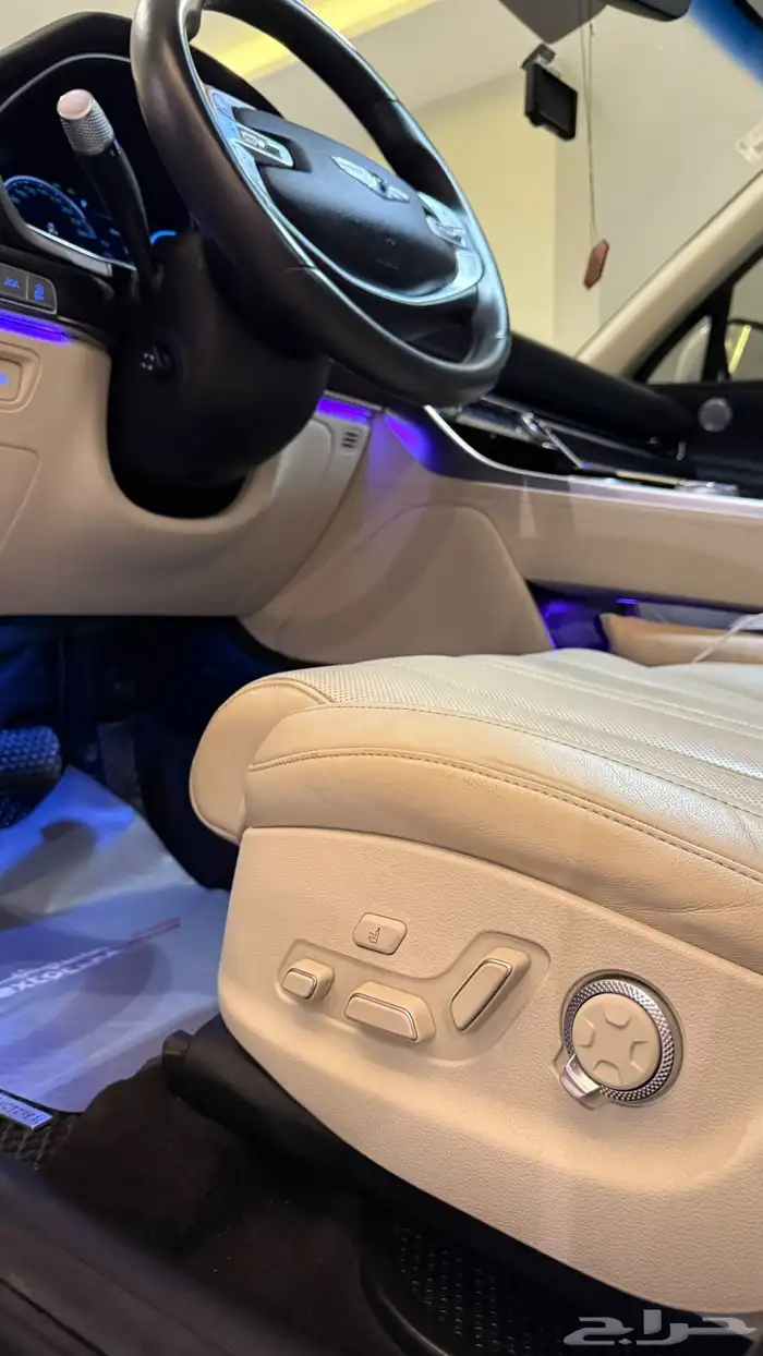 جنسس GV80 2020 ( بنزين ) فل كامل بانوراما 10