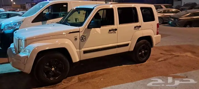 جيب شيروكي لبرتي 2