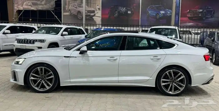 أودي A5 S-LINE 40TFSI 4