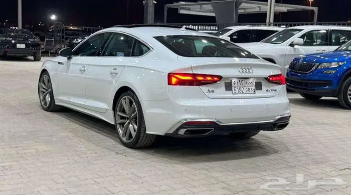 أودي A5 S-LINE 40TFSI 7