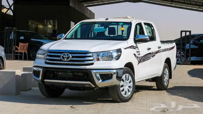 تويوتا هايلوكس GL كاش وبالتقسيط 2