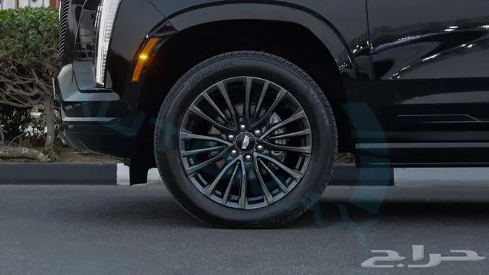 كاديلك اسكاليد 600 Sport Platinum 2025 اصفار مع ضمان 23