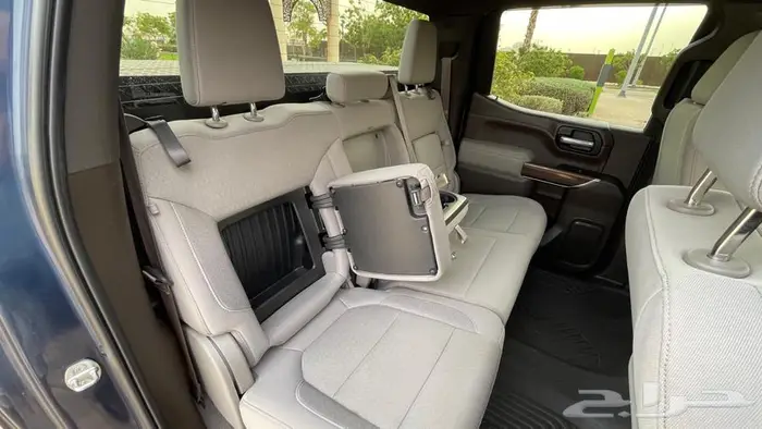 شفرولية سلفرادو RST-Z71 2021 دبل غمارتين بنزين 17