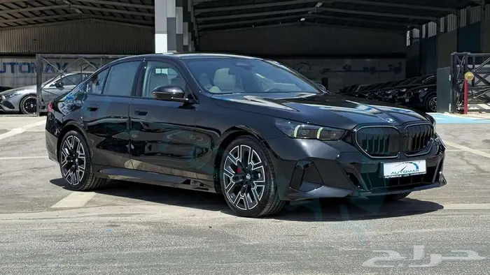 2026 BMW 5-SERIES 520i M MILD-HYBRID GCC 0Km ضمان الوكيل 4