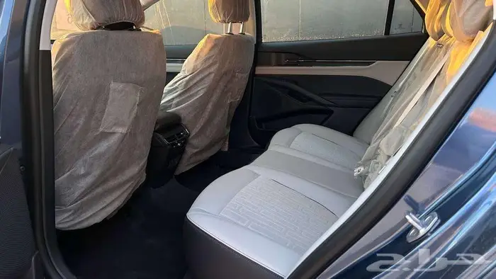 فورد تورس ترند موديل 2026 لدى شركة عبدالمجيد الخضر 12