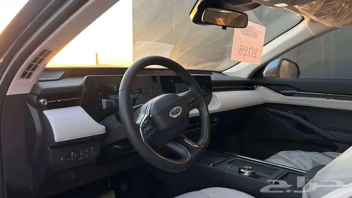 فورد تورس ترند موديل 2026 لدى شركة عبدالمجيد الخضر 7