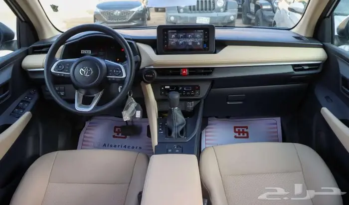 تويوتا يارس واي بلس موديل 2026 23
