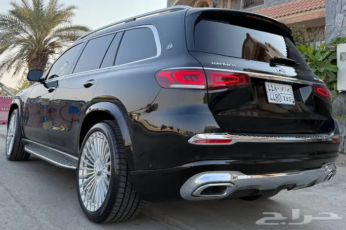 مرسيدس GLS 450 معدل GLS 600 مايباخ اسود 2020 اول مالك 8
