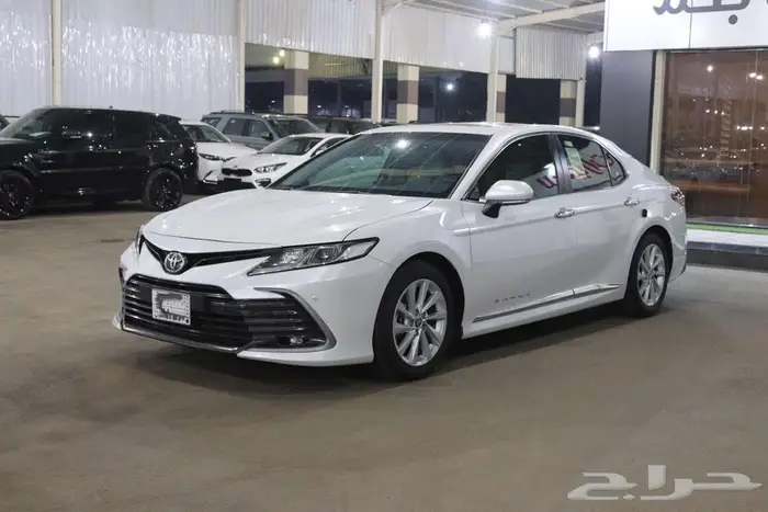 تويوتا كامري 2024 GLE بنزين 2