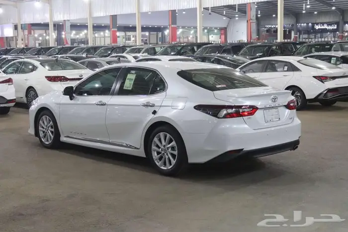 تويوتا كامري 2024 GLE بنزين 7