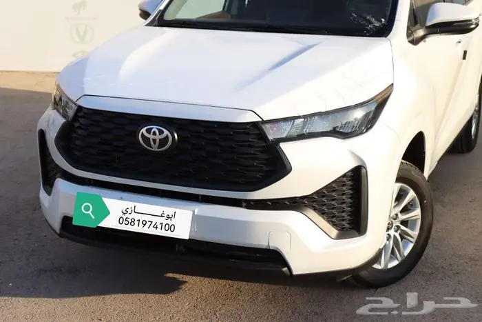 تويوتا انوفا بنزينGLموديل 2024 10