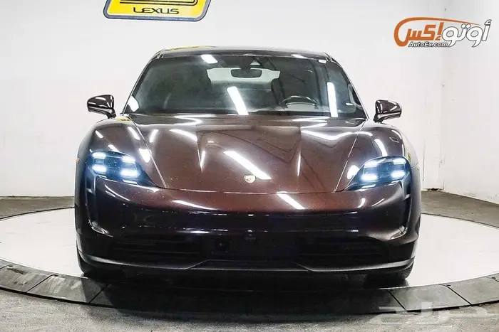 2021 بورشه تايكان 2