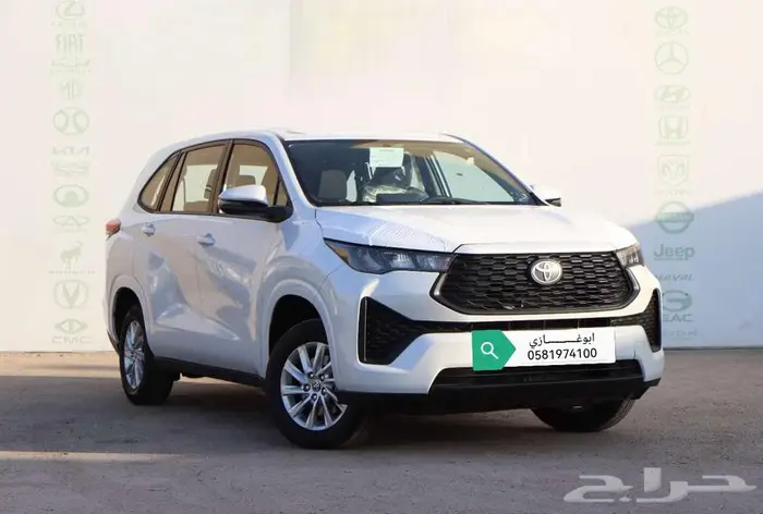 تويوتا انوفا بنزينGLموديل 2024 14