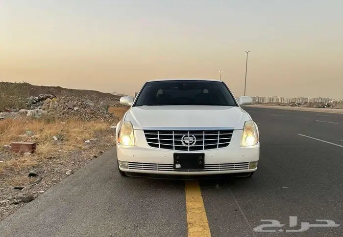 للبيع - كاديلاك DTS بلاتينيوم 2008 1
