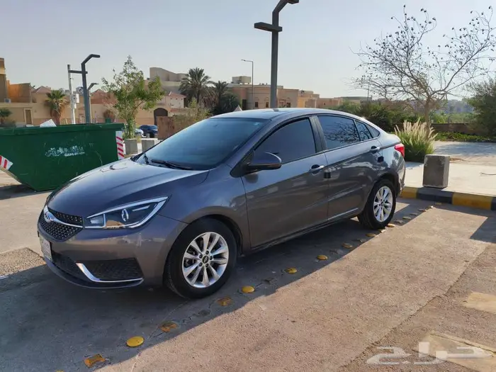 للبيع شيري اريزو5 0