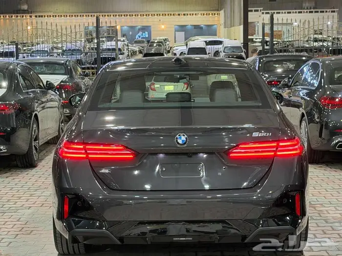 بي ام دبليو 520 BMW 520i M KIT 2024 4