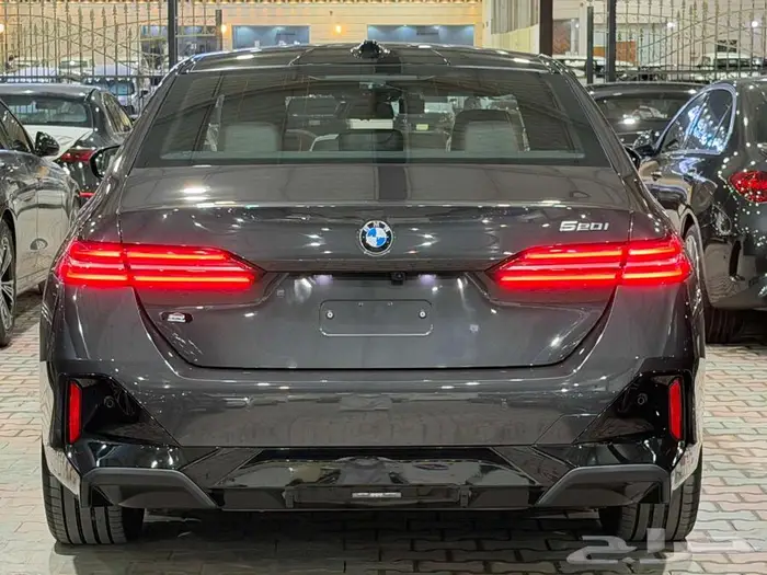 بي ام دبليو 520 BMW 520i M KIT 2024 5