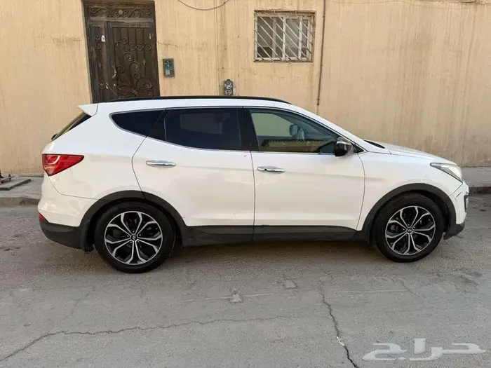 للبيع هونداي سنتافي 2013 6