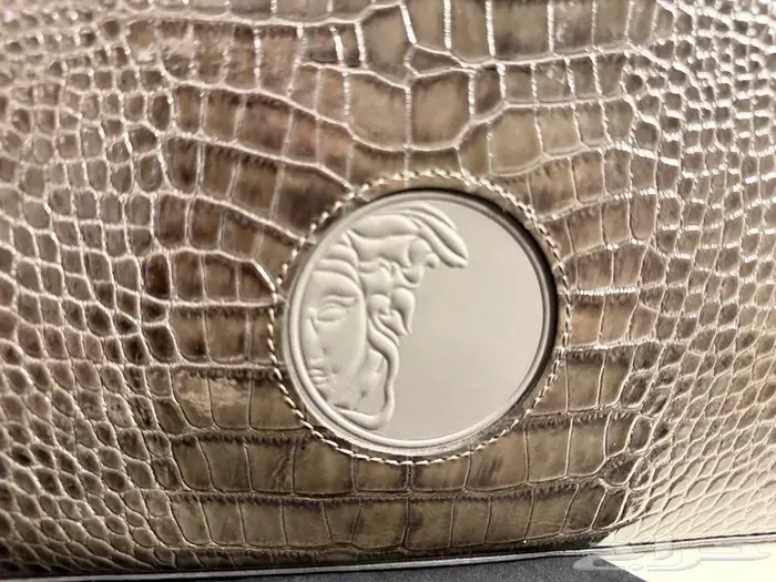 شنطة فرزاتشي قطعه لن تتكرر اصلي جلد تمساح 14