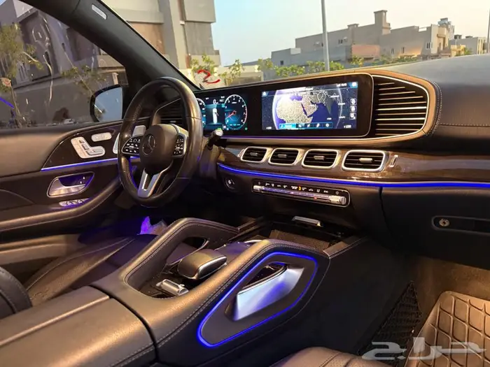 مرسيدس GLS 450 معدل GLS 600 مايباخ اسود 2020 اول مالك 24