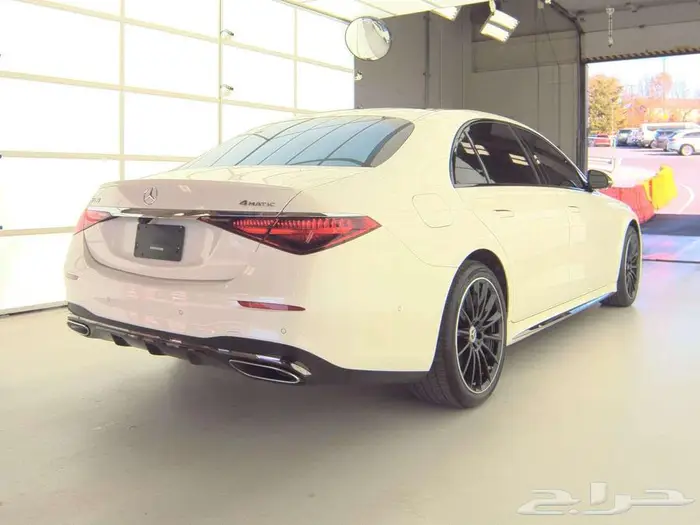 2023 Mercedes-Benz S 580 4MATIC 9
