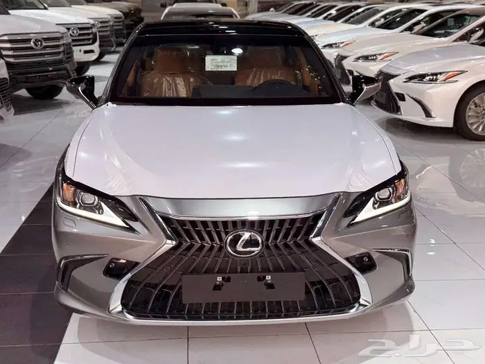 لكزس ES 350 CC بلس 2025 رادار اللون تيتانيوم 0