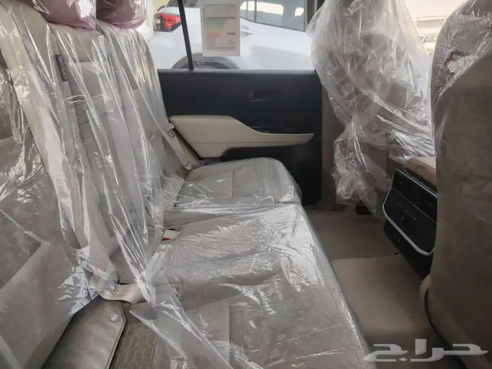 لاندكروزر GXRL2 بنزين 2025 11