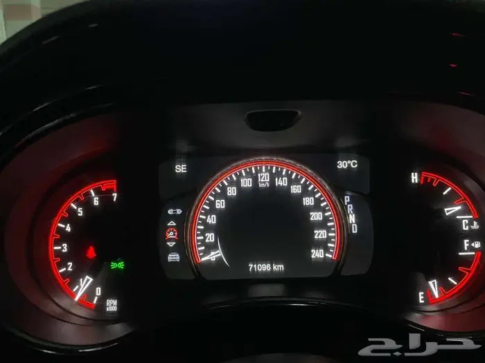 دوج دورانجو 2021 SXT بحالة ممتازة ممشى قليل 18