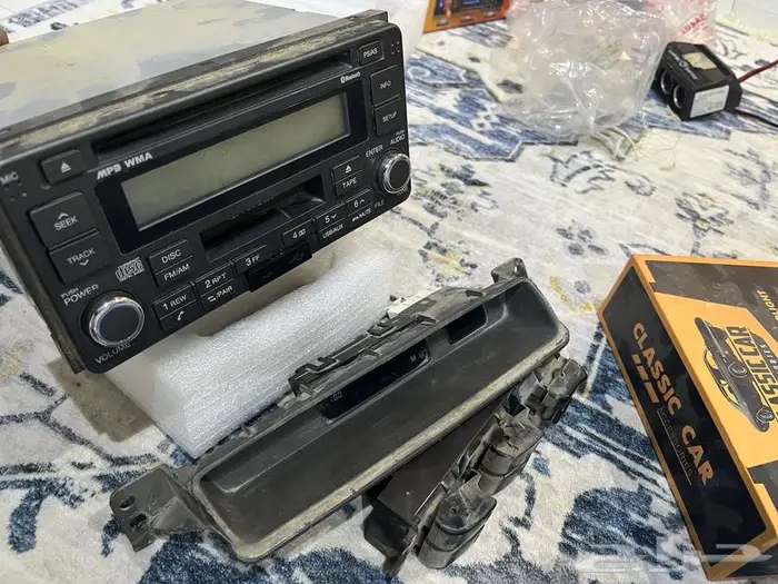 مسجل فورتشنر وفرشات و ساعه وبراغي كلها تبع فورتشنر اصليه 0