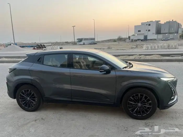 2023 شانجان يوني تي 13