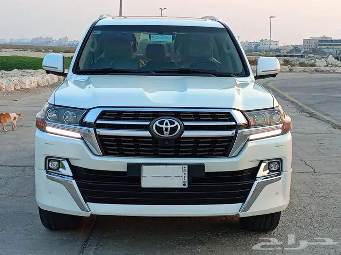 للبيع تويوتا لاندكروزر GXR 8V فل كاملGrand Touring  2021 39
