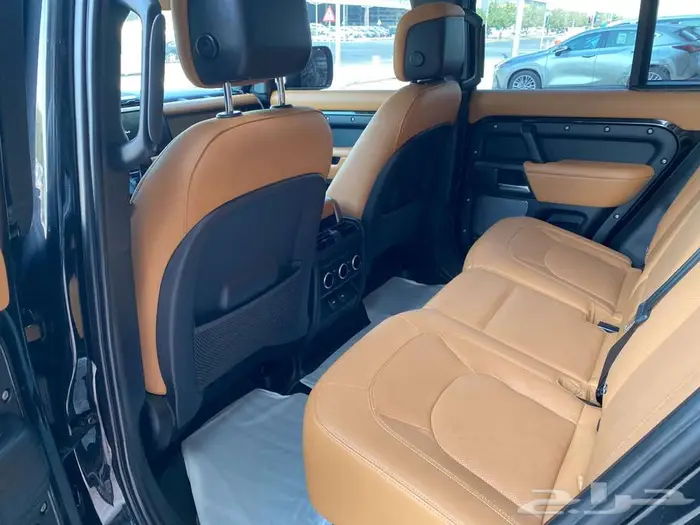 ديفندر- 2023 - S -P400 10