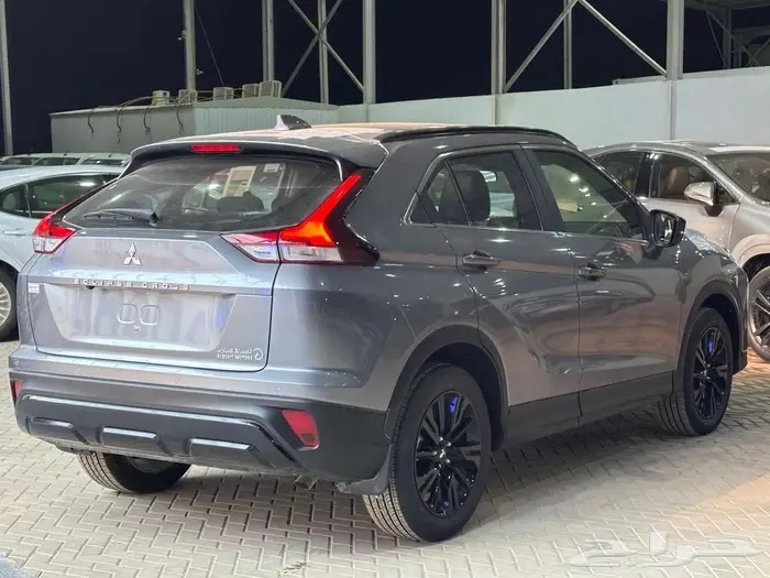 ميتسوبيشى اكليبس كروس فل دفع امامى موديل 2024 افضل عرض وسعر 12