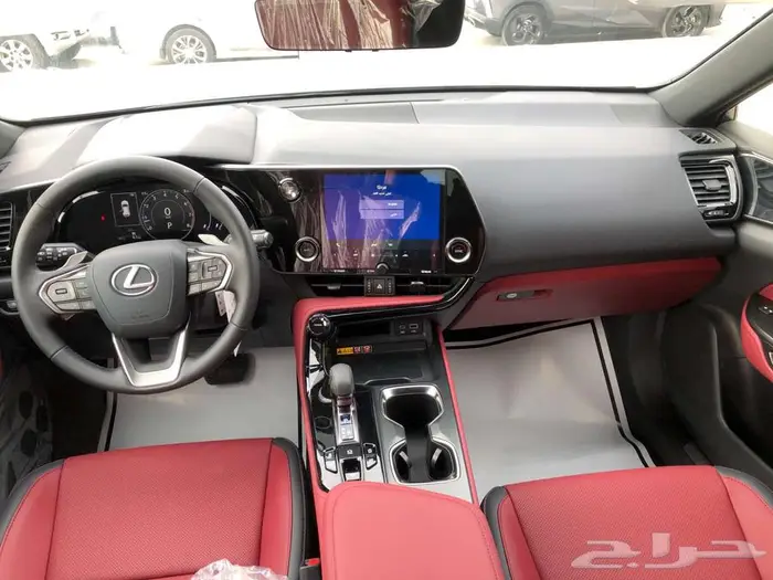 لكزس NX 350 AA 2025 تيتانيوم داخلي احمر 12