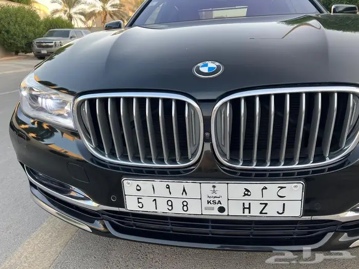 بي ام دبليو 740Li 2016 pure excellence 1