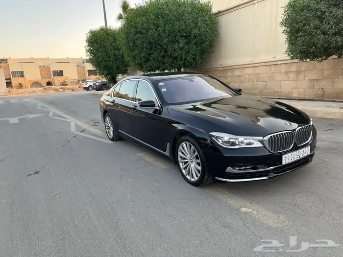 بي ام دبليو 740Li 2016 pure excellence 12