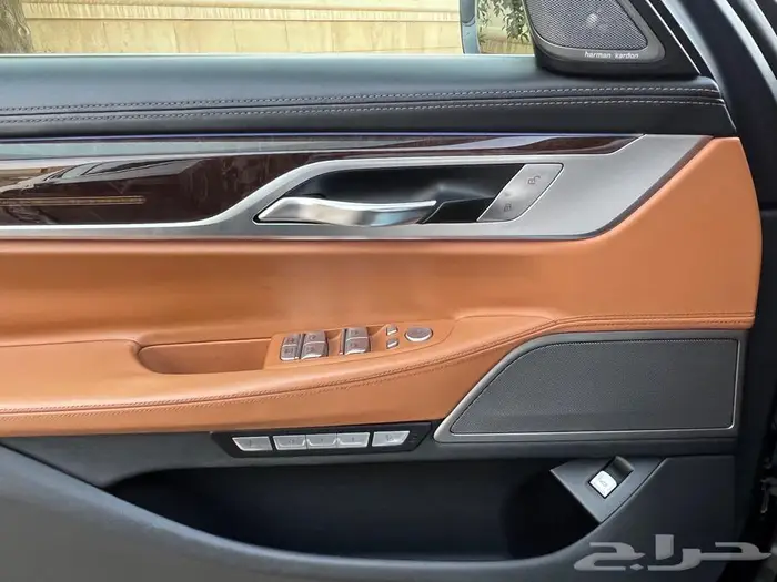 بي ام دبليو 740Li 2016 pure excellence 14