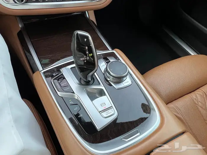 بي ام دبليو 740Li 2016 pure excellence 19