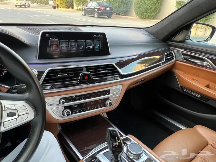 بي ام دبليو 740Li 2016 pure excellence 15