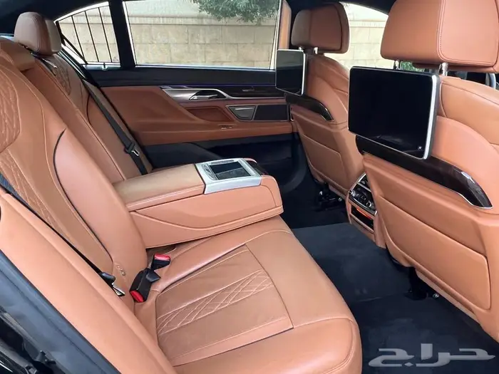 بي ام دبليو 740Li 2016 pure excellence 39